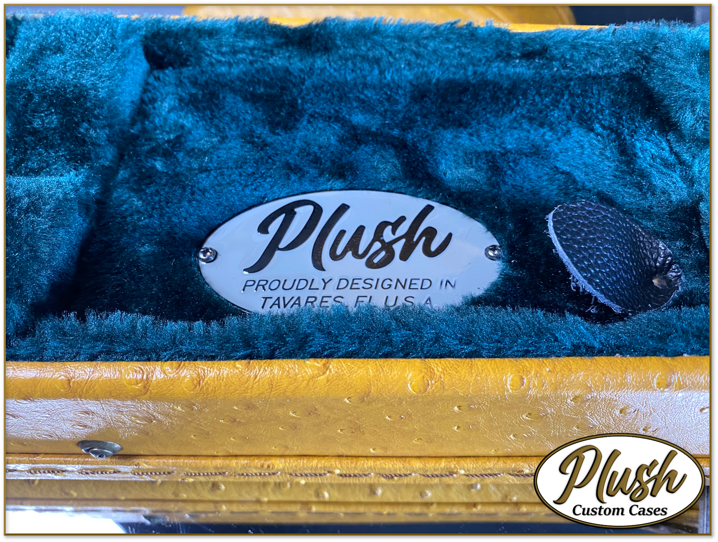 Plush-Paul LP Custom Guitar Case Brown Mustard Ostrich with Green Fur