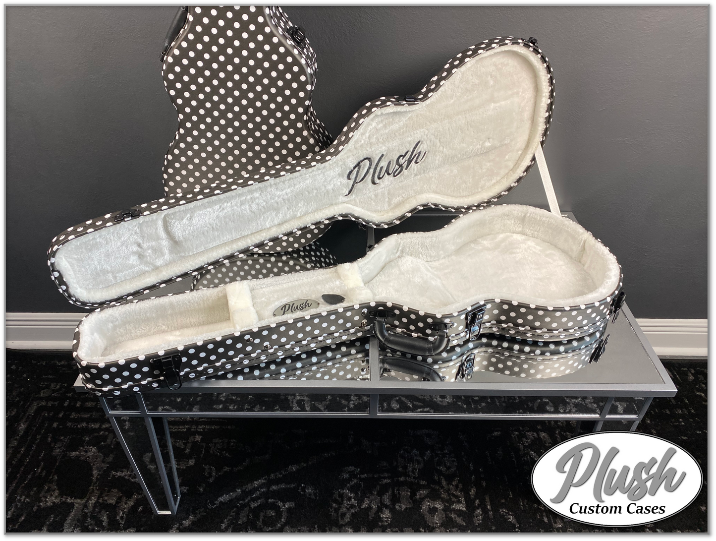 Plush-Paul LP Custom Guitar Case Black & White Polka Dots with White Fur