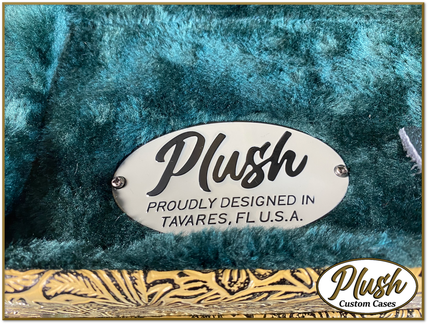 Plush-Paul LP Custom Guitar Case Tooled Leather pattern 7 with Green Fur
