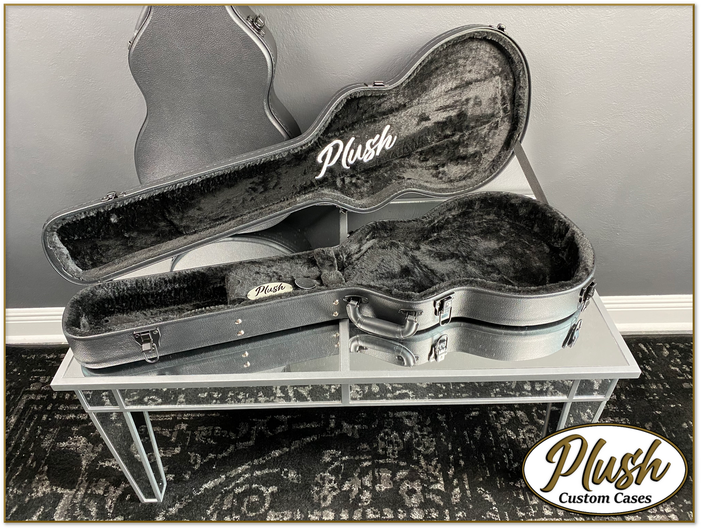 Plush-Paul LP Custom Guitar Case Black Tolex with Black Fur