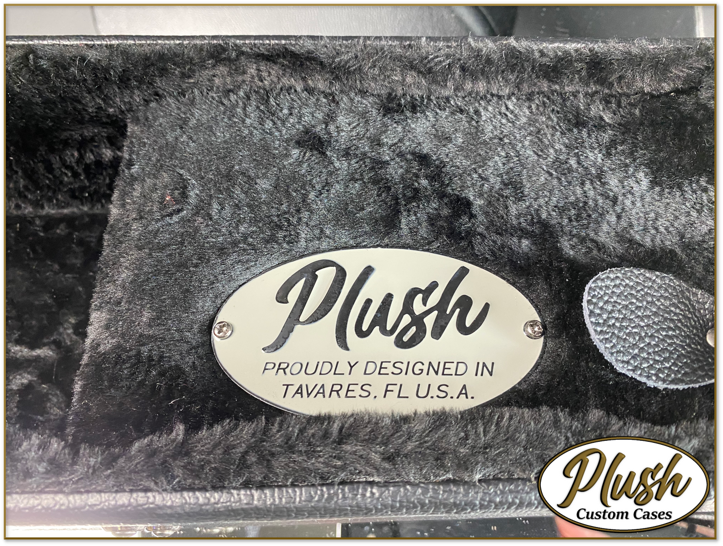 Plush-Paul LP Custom Guitar Case Black Tolex with Black Fur