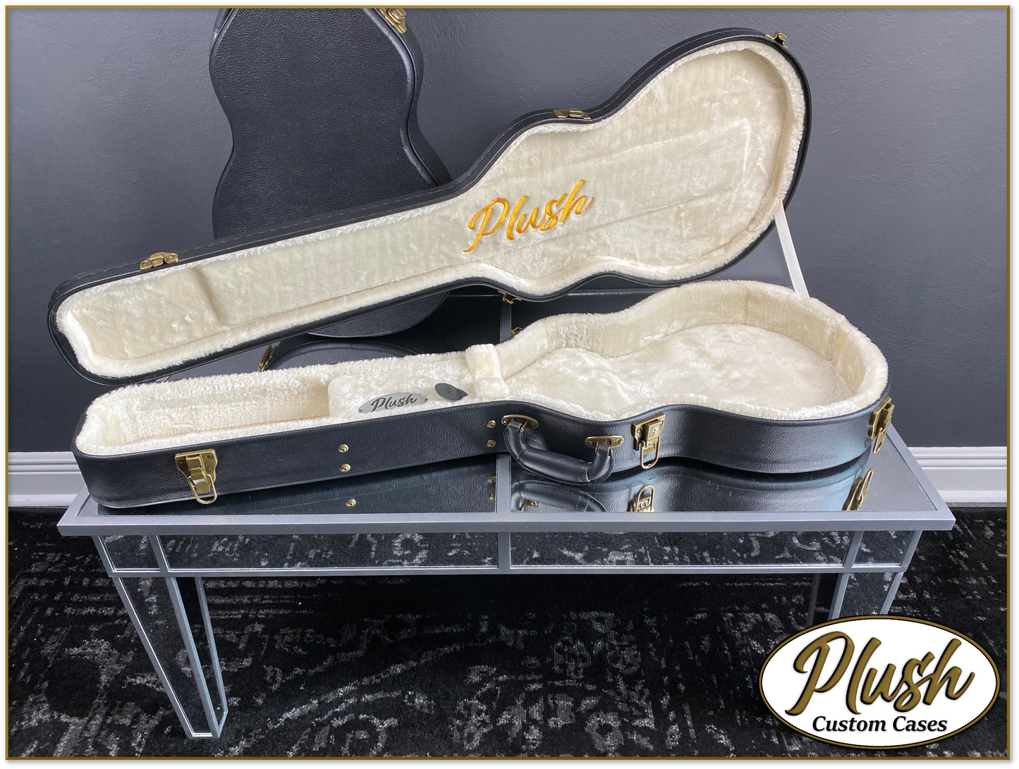 Plush-Paul LP Custom Guitar Case Black Tolex with Cream Fur