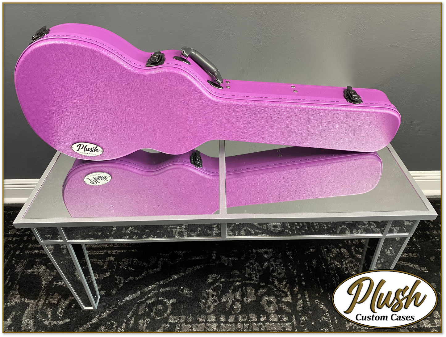 Plush-Paul LP Custom Guitar Case Purple Tolex with Orange Fur