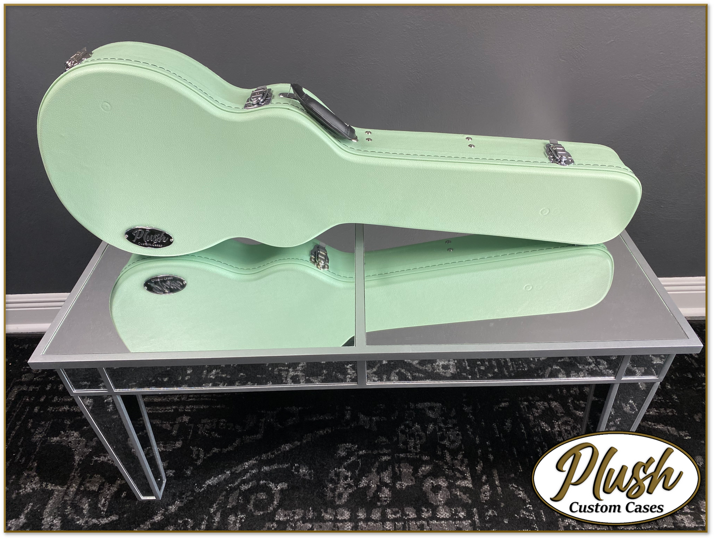 Plush-Paul LP Custom Guitar Case Seafoam Green Tolex with Cream Fur