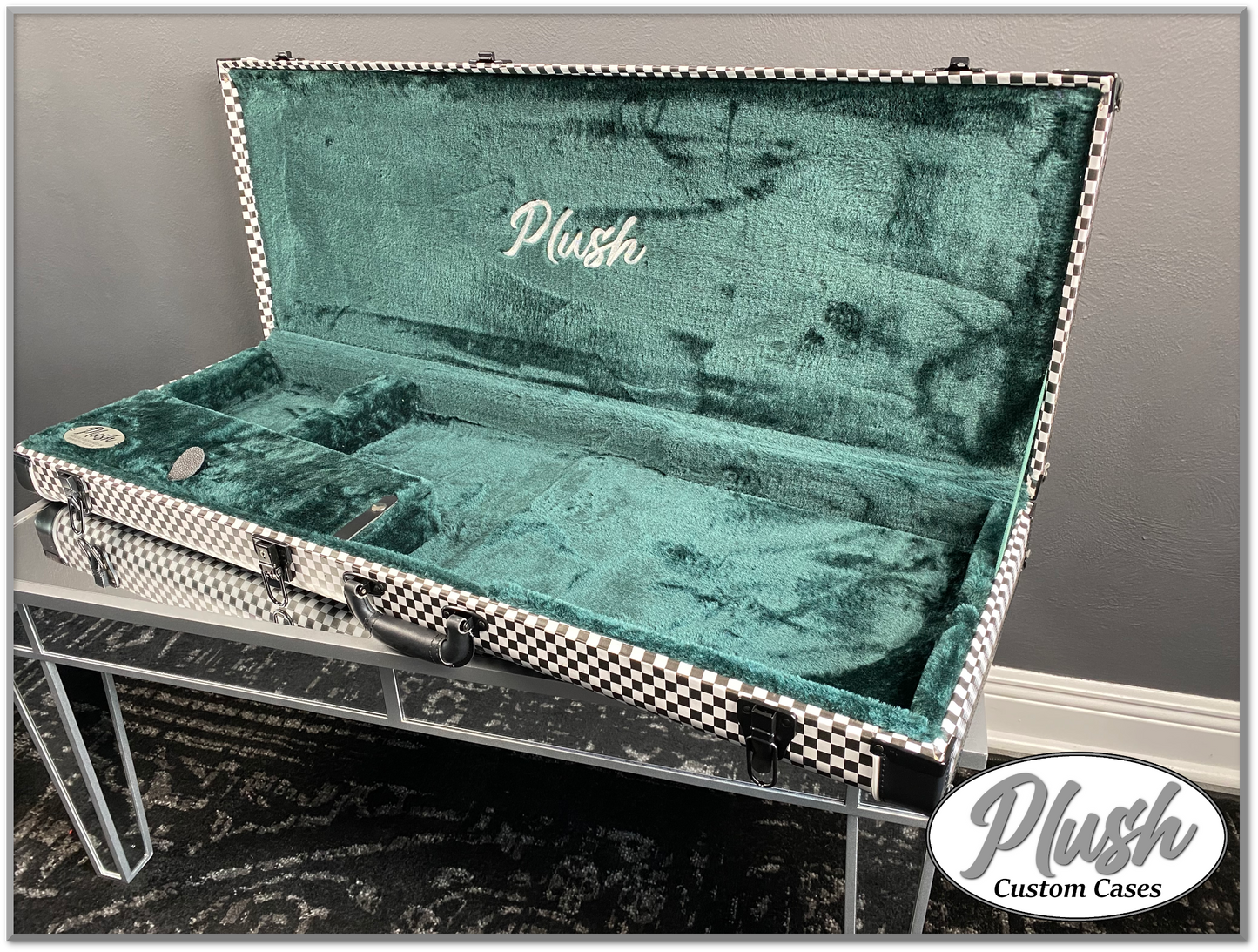 PlushCaster Tele®/Strat® Custom Guitar Case Black & White Checkerboard with Green Fur