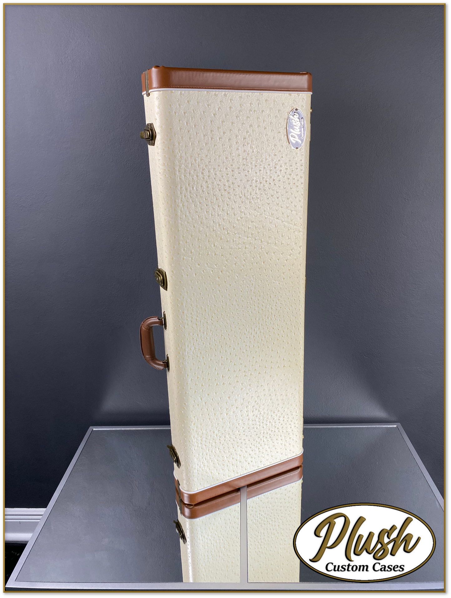 PlushCaster Tele®/Strat® Custom Guitar Case Cream Ostrich with Green Fur