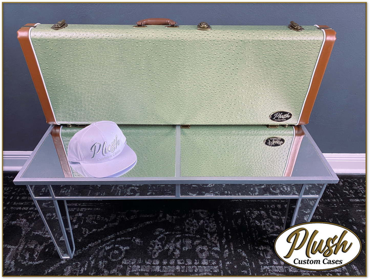 PlushCaster Tele®/Strat® Custom Guitar Case Green Ostrich with Emerald Green Fur