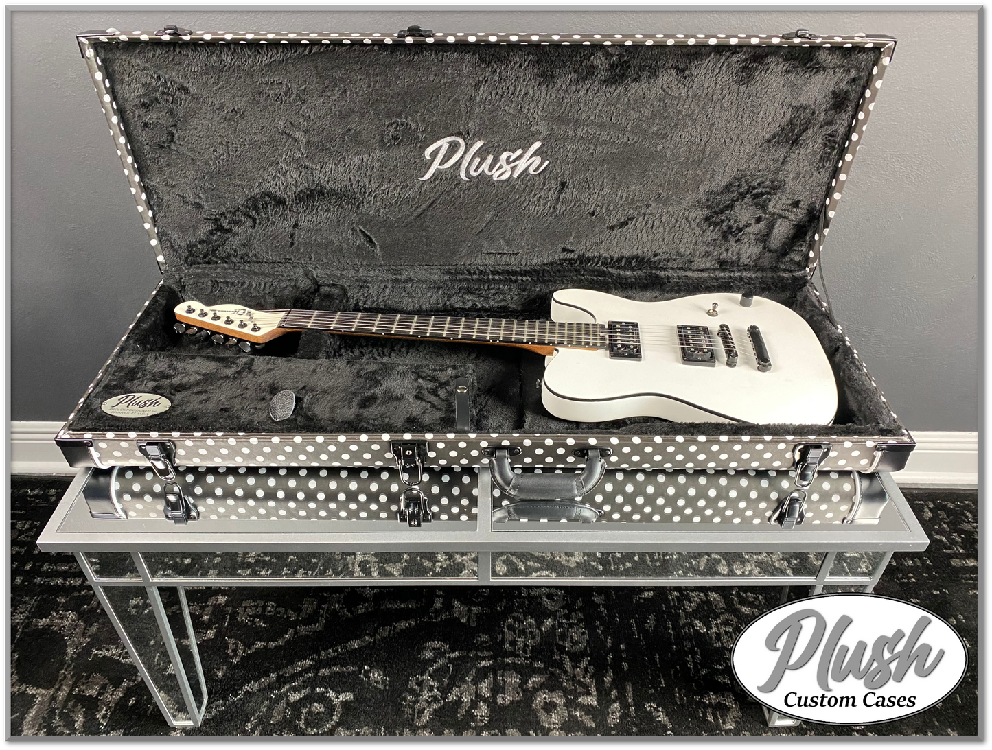 PlushCaster Tele®/Strat® Custom Guitar Case Black & White Polka Dots with Black Fur