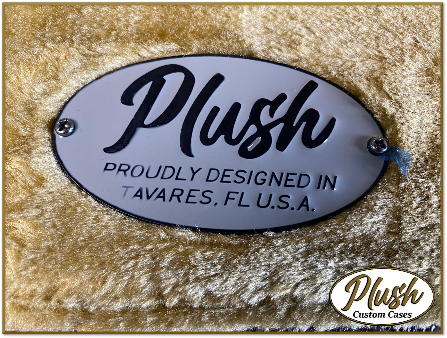 PlushMaster Jazz/Offset size Custom Guitar Case Tooled Leather Pattern 02 Black over Dark Brown with Bronze Fur