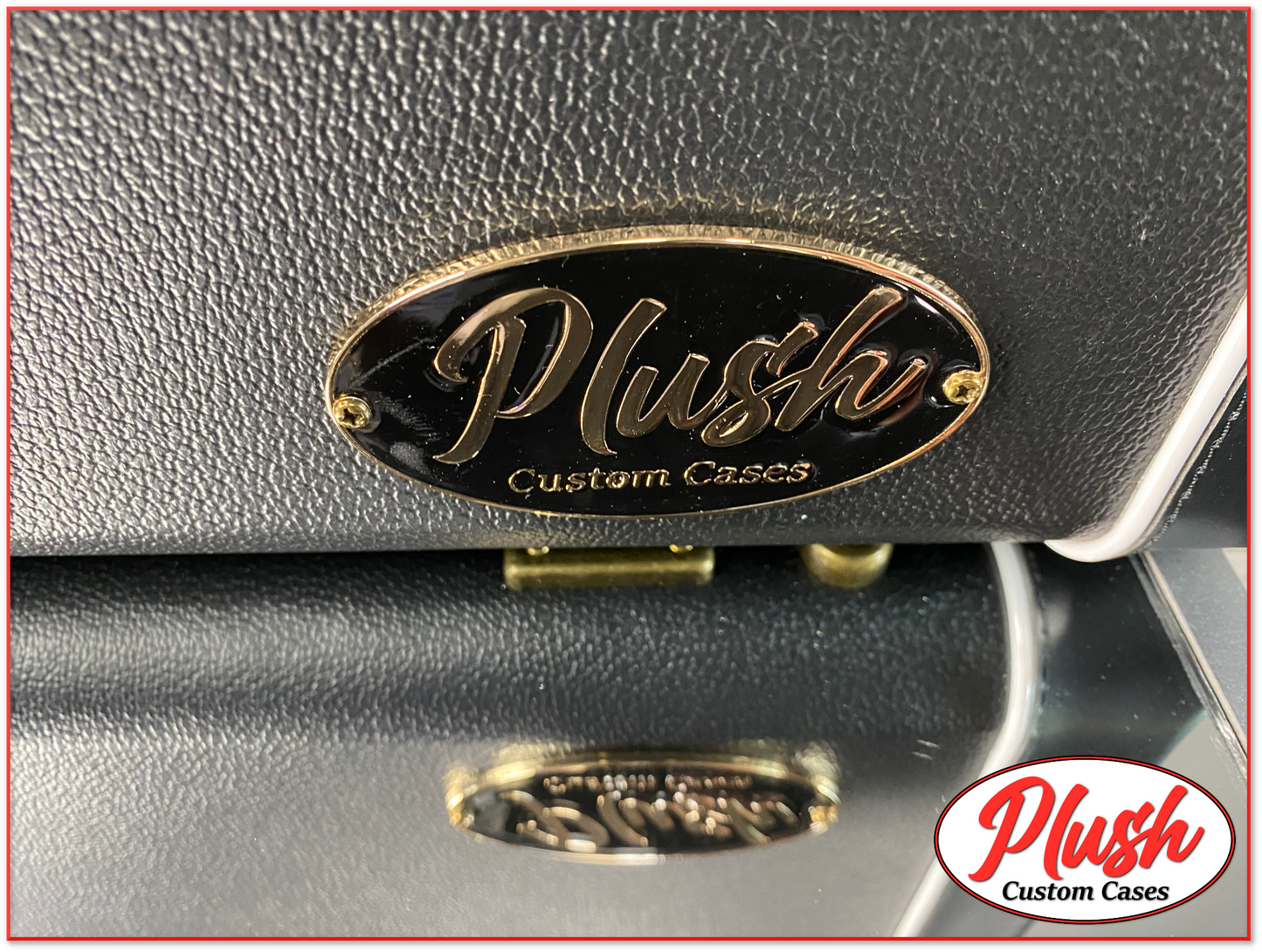 PlushMaster Jazz/Offset Custom Guitar Case Black Tolex with Red Fur