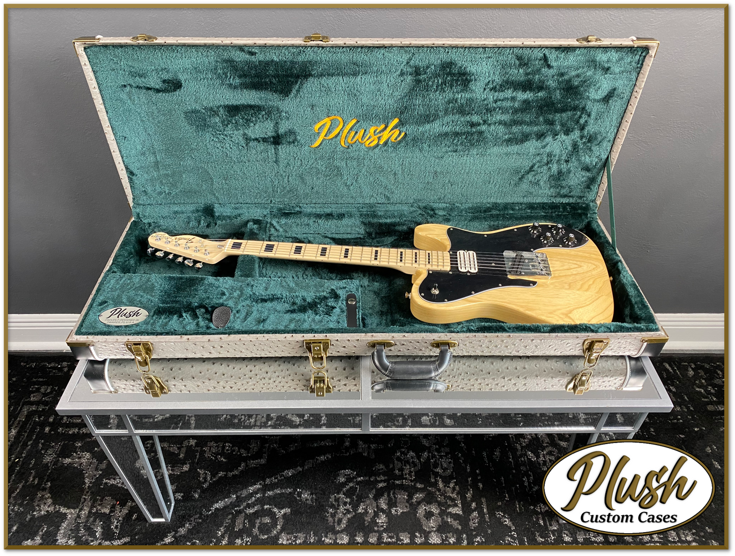 PlushCaster Tele®/Strat® Custom Guitar Case Gray Ostrich with Green Fur