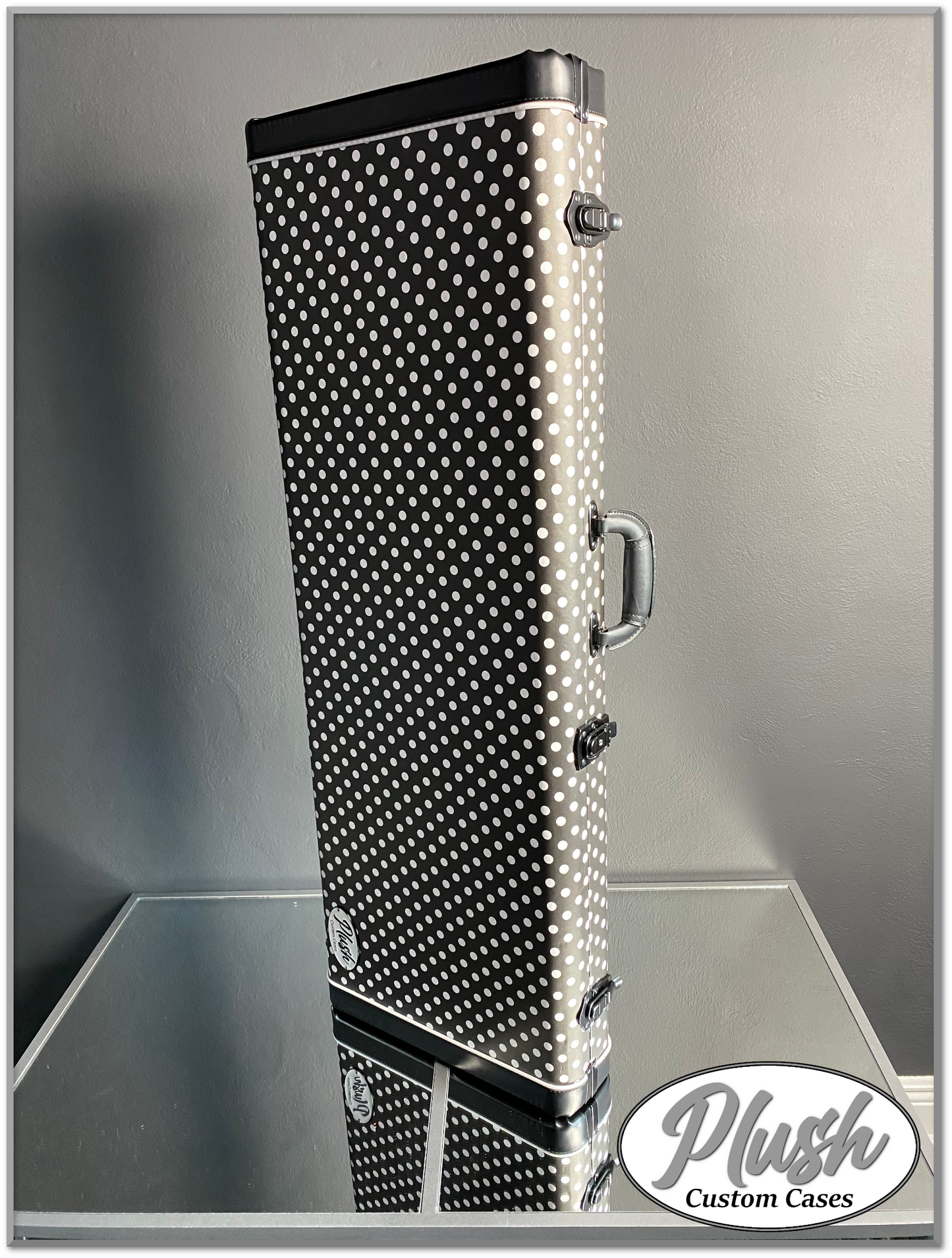 PlushMaster Jazz/Offset size Custom Guitar Case Black & White Polka Dots with White Fur