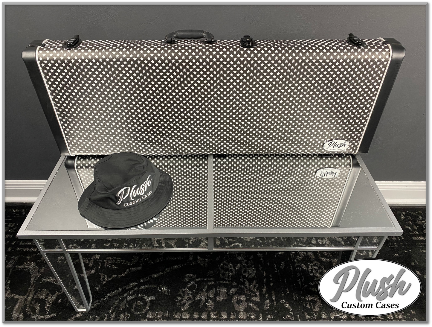 PlushCaster Tele®/Strat® Custom Guitar Case Black & White Stars with Black Fur