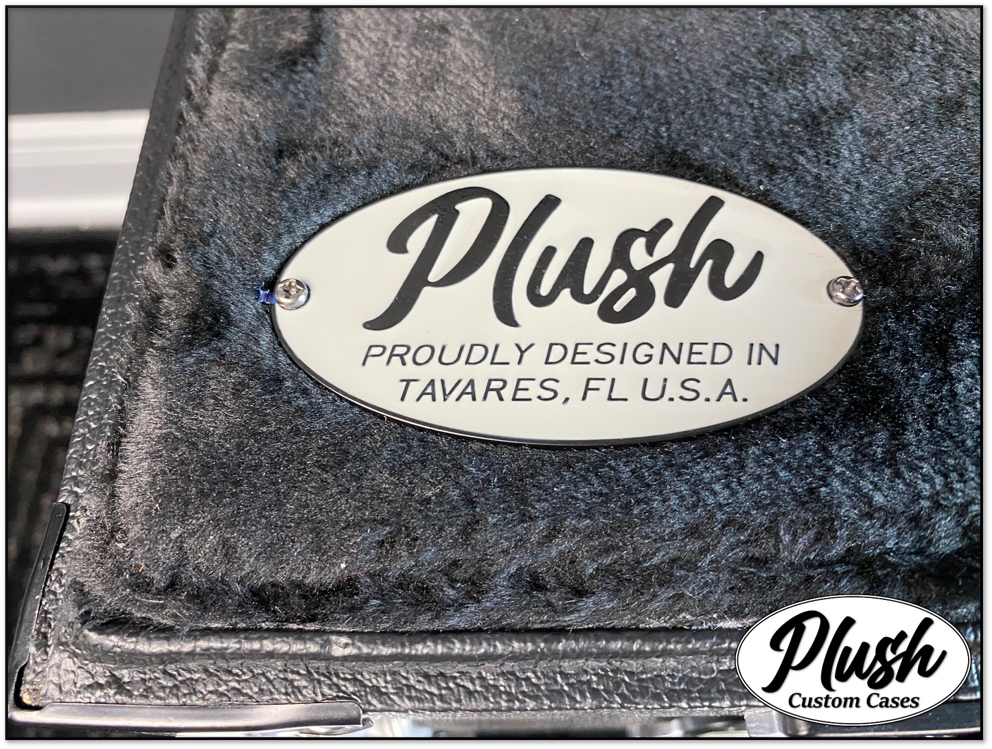 PlushMaster Jazz/Offset Custom Guitar Case Black Tolex with Black Fur