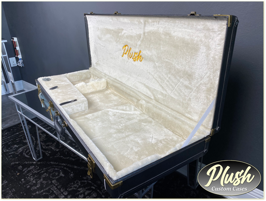 PlushMaster Jazz/Offset Custom Guitar Case Black Tolex with Cream Fur