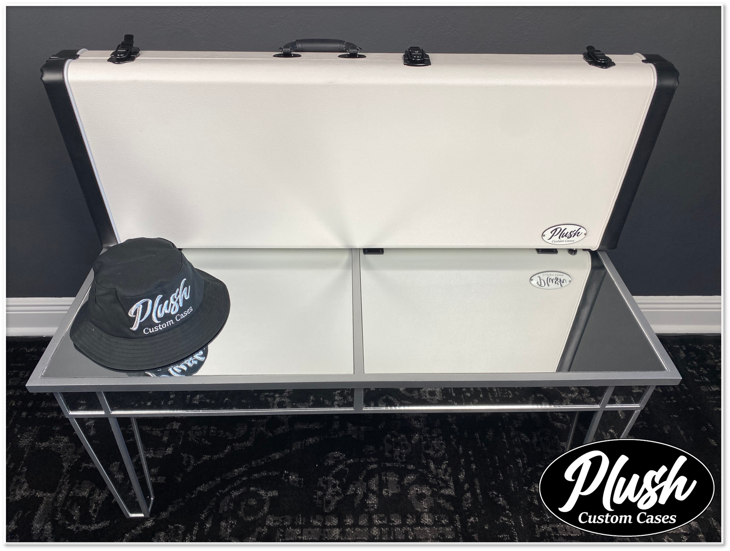 PlushCaster Tele®/Strat® Size Custom Guitar Case White Tolex with Black Fur