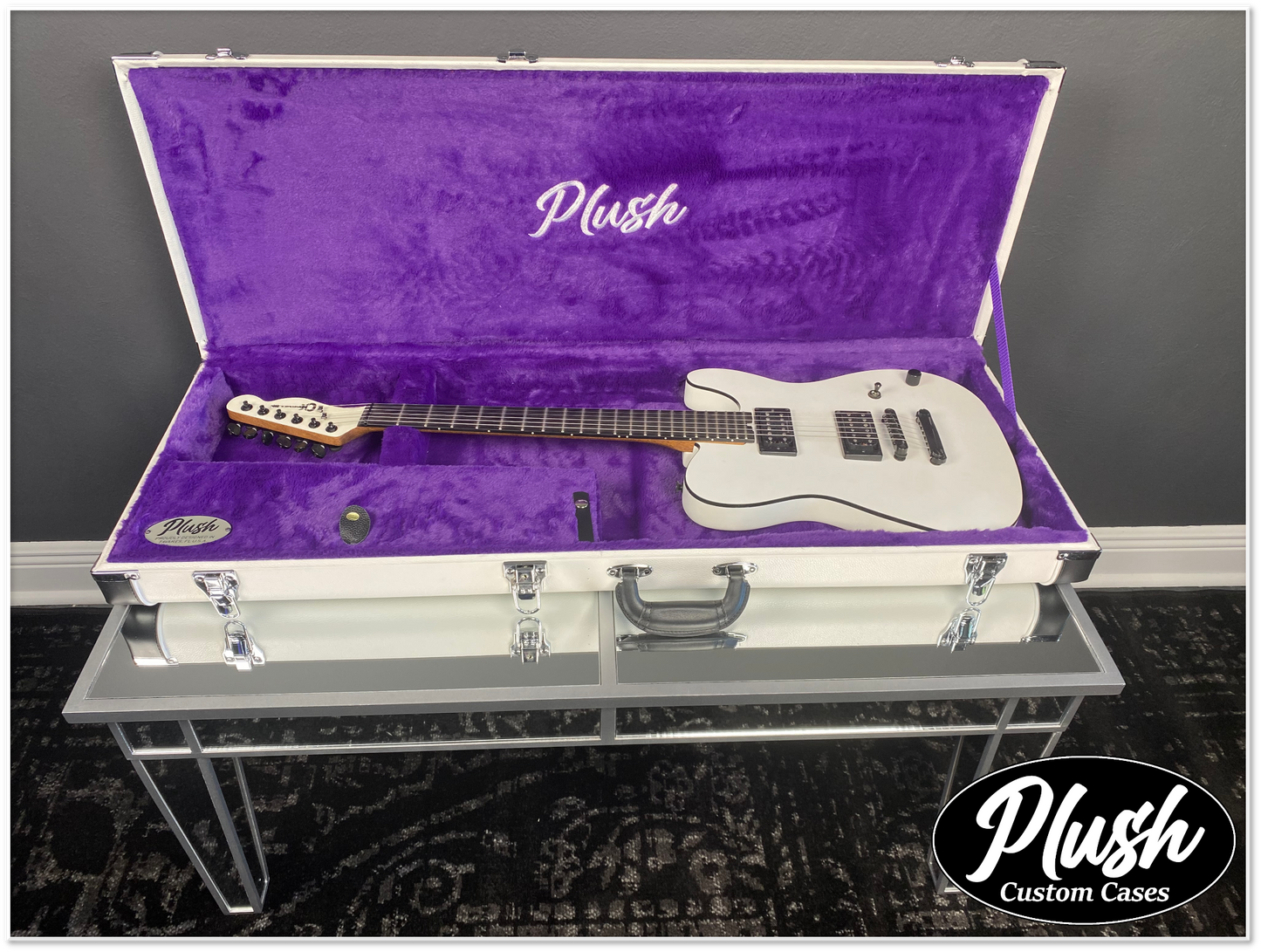 PlushCaster Tele®/Strat® Size Custom Guitar Case White Tolex with Purple Fur